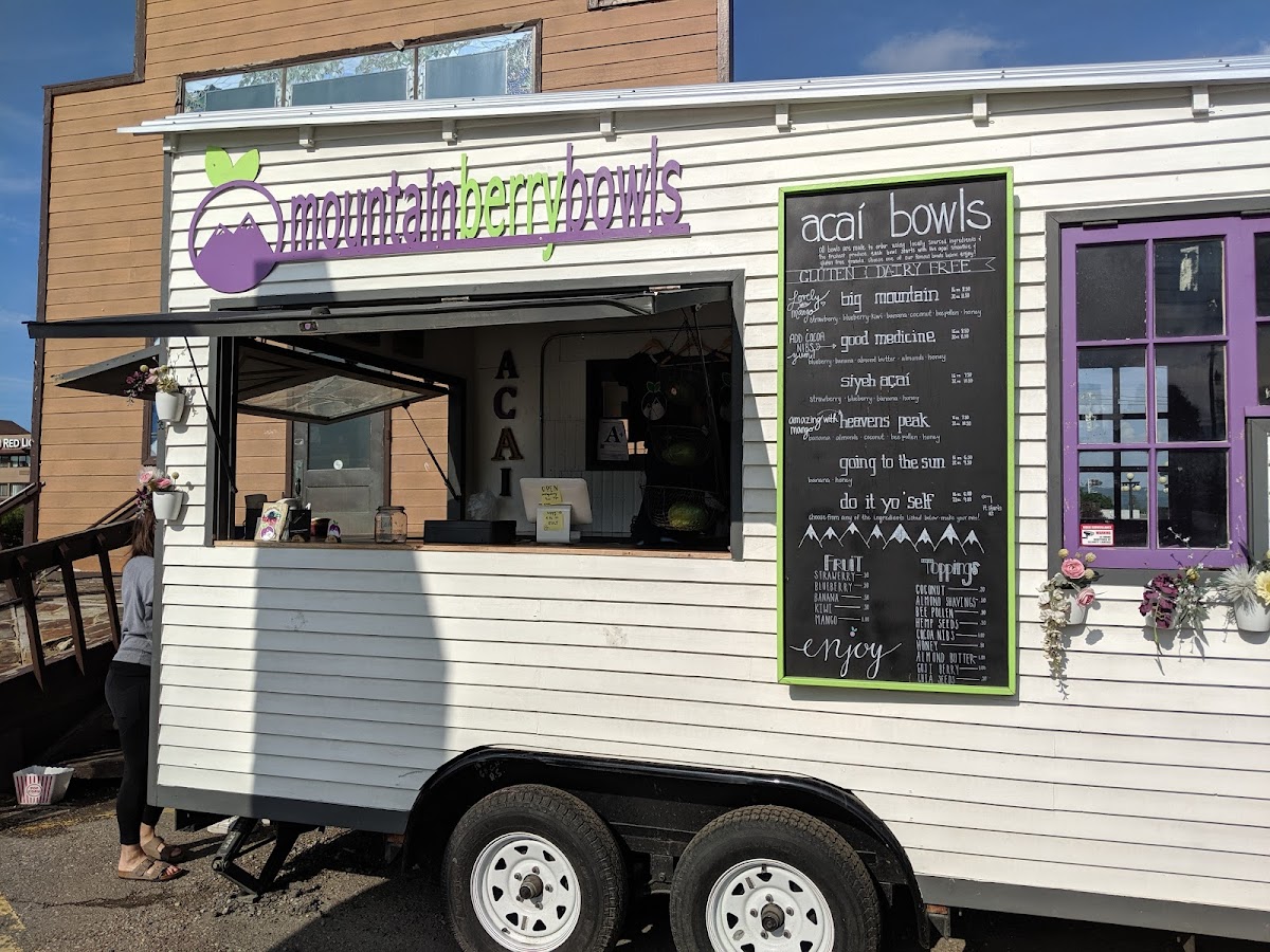 Mountain Berry Bowls Kalispell